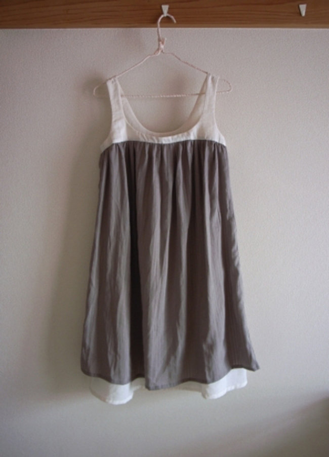 Brown_dress_-_satomi_fullscreen