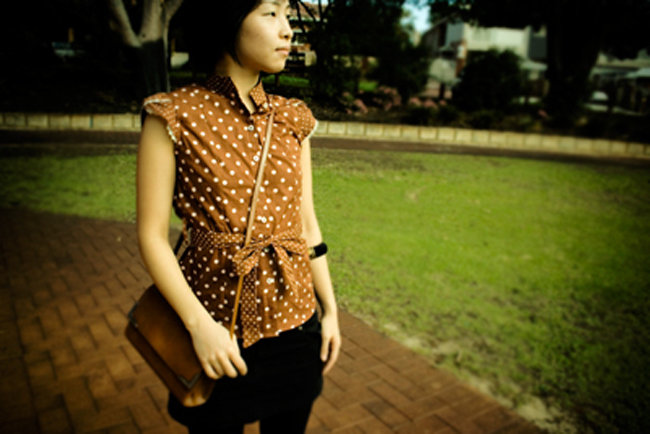 Polka_dot_blouse_jj_without_ruffle_-_sunnie_fullscreen