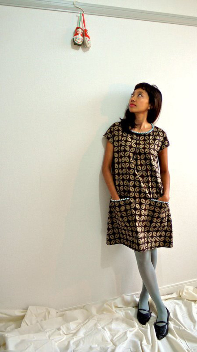 Blue_pom_pom_brown_batik_dress_verypurpleperson_fullscreen