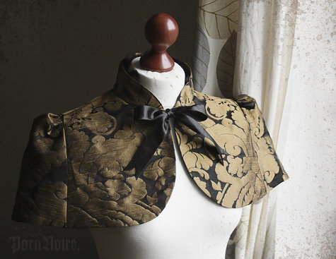 Anouschka_capelet_in_black_gold_jacquard_fullscreen
