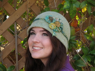 Cloche_hat_modcloth_handmade_contest_oliviapeake__small_hor