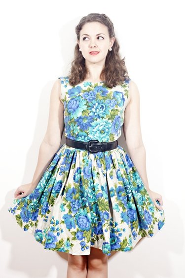 The_blue_rose_frock_-_mollykatherine_small_ver