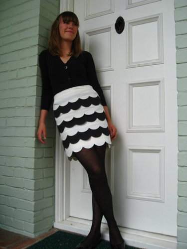 Natty_s_scalloped_skirt_small_ver