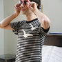 Pete_fingersinglasses_original_thumb