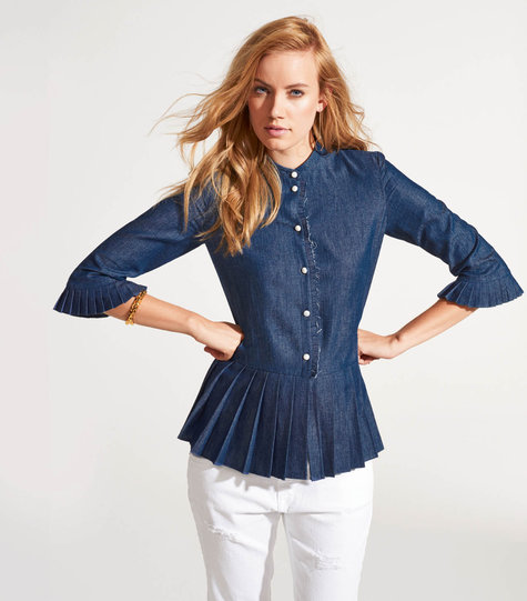 blouse with pleats