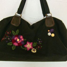 Fringe_inspired_bag_1_bearbeitet-1_large