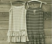 Deux-robes_carr_285_listing