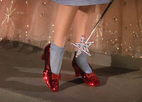 Wizard_of_oz_00i_m_drowning_in_footwear_show