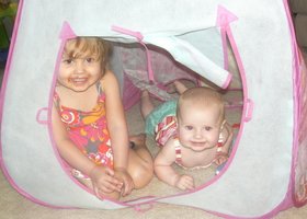 Char_and_gabi_in_tent_show