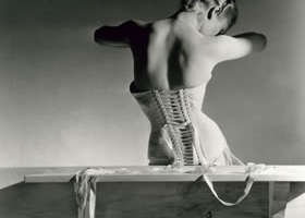 Corset_show