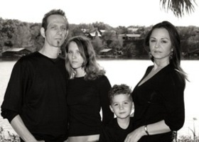 Debbie_cropped_frm_family_portrait-black_and_white_show