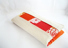 Patchworky_bifold_wallet_show
