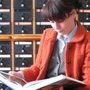 Me_reading_2_large