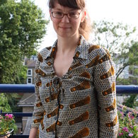 Broom_blouse_front_listing