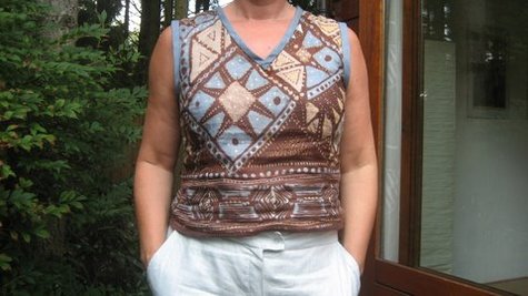 Kleding_augustus_2009_top1_large