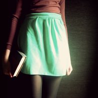 Mint_skirt_small_01_listing