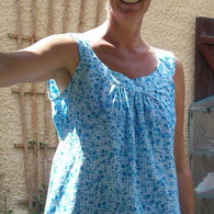 Ineke_blue_blouse_3_listing