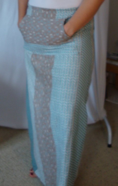 Patternedlongskirtfrontall_large