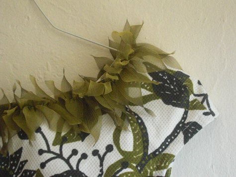 Gugulethu_leafe_dress_detail_large