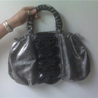 Tonniehandbag_listing