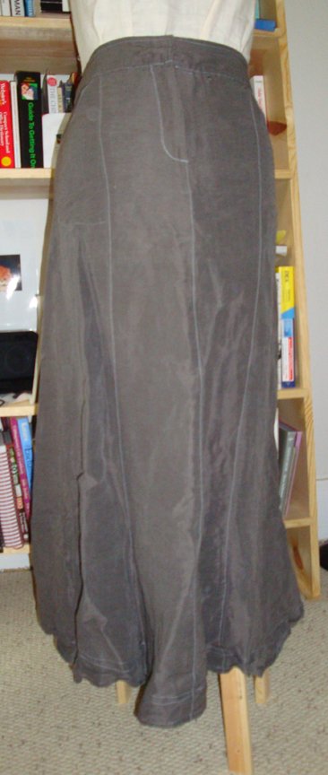 Graylinenskirtfront_large