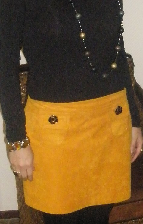 Faldaamarillapp_large