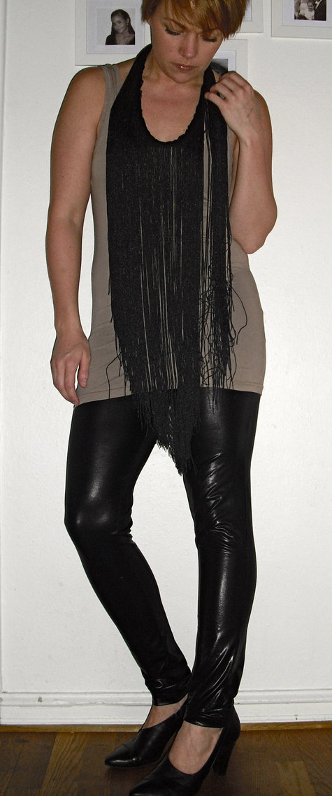 Drape_necklace_large