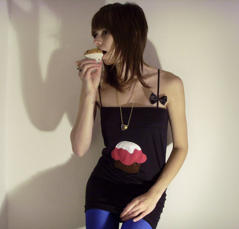 Hotcupcake2_large