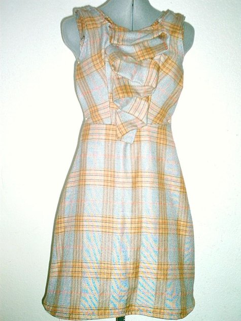 Dressnov_2009_005_large