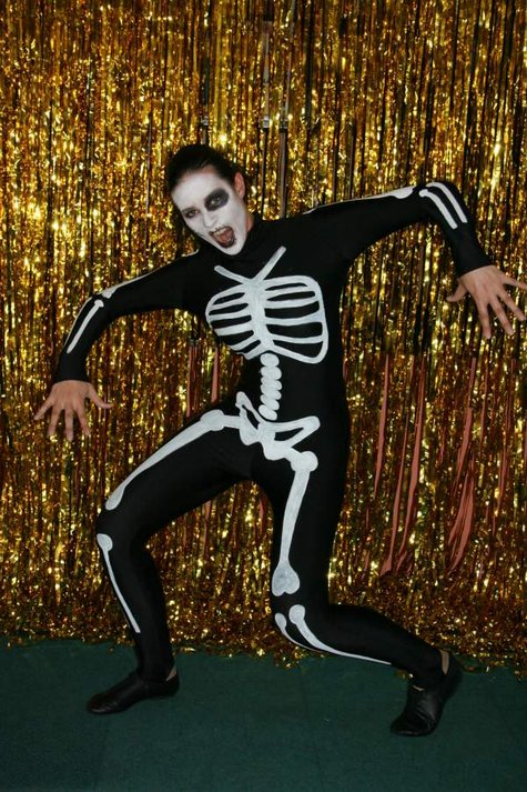 2009_thriller_1_large