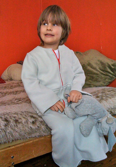 Robe_seated_large