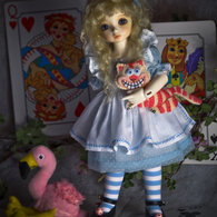 Alice_in_wonderland-2_listing