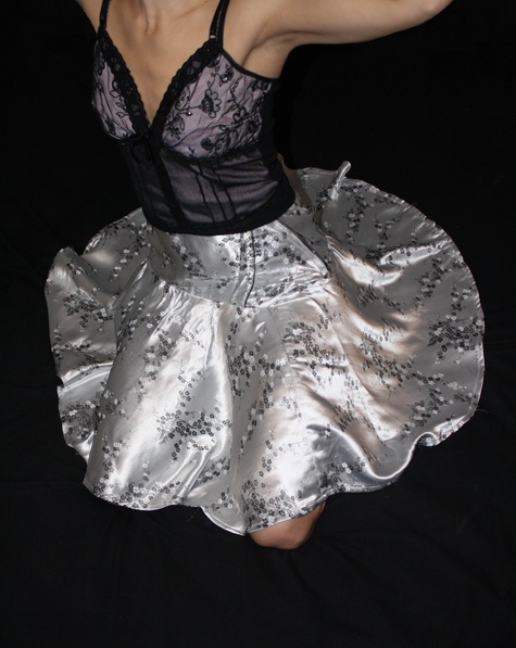 Japanese_skirt_large