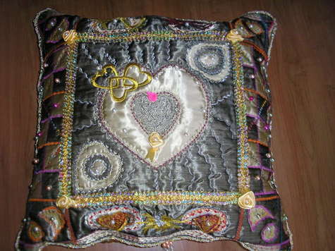Cushion_roszak_wanda___2008_large