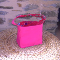 Tinny_pinky_bag_001_listing