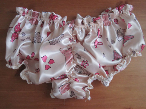 Sewing Nylon Panties 84