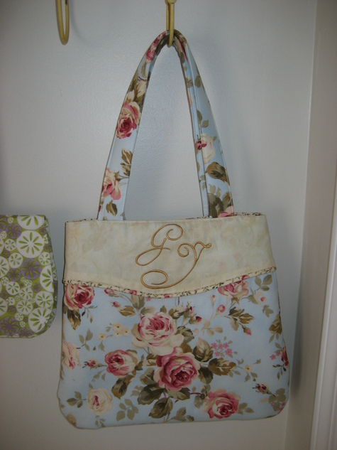 shabby chic monogrammed handbag sewing projects burdastyle com shabby chic monogrammed handbag sewing projects burdastyle com