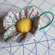 Flower_pincusion_bracelet_nef_listing