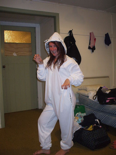 Onesies_002_large