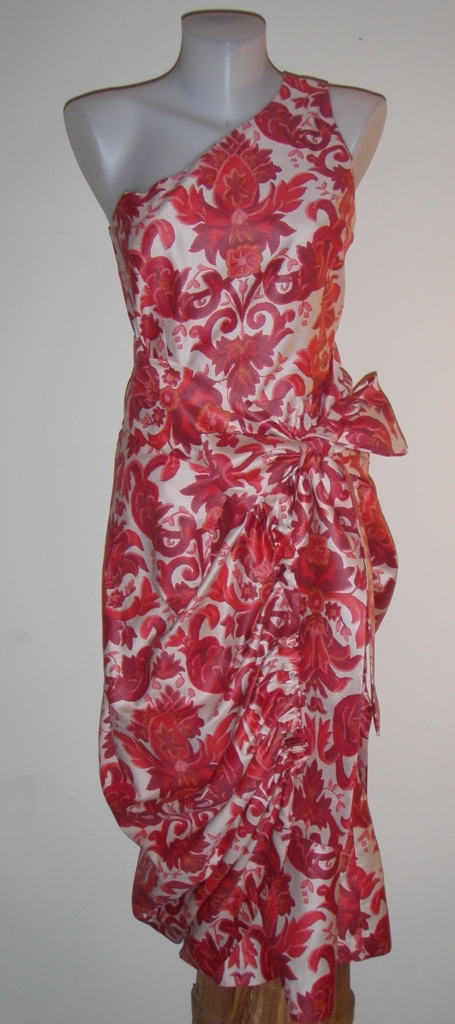 Red_white_retro7_large
