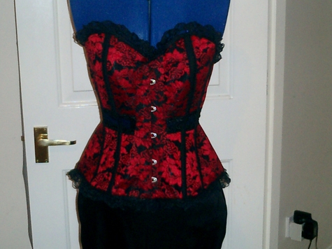 _sarah_corset_front__large