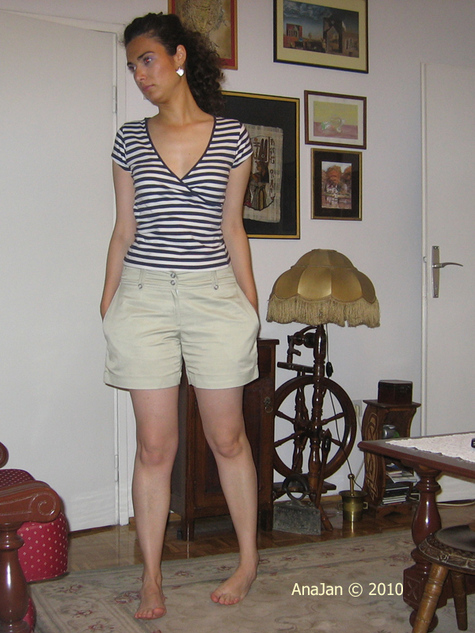 Beigeshorts6_large