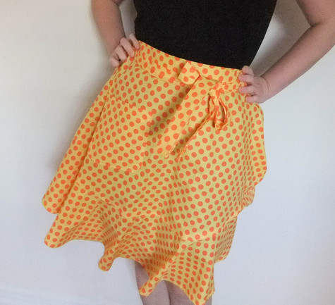 Yellow_polka_dot_half_apron_large