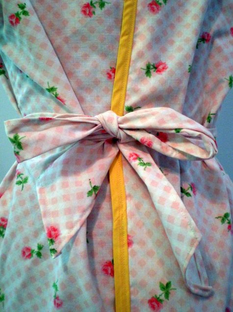 Apron3_large