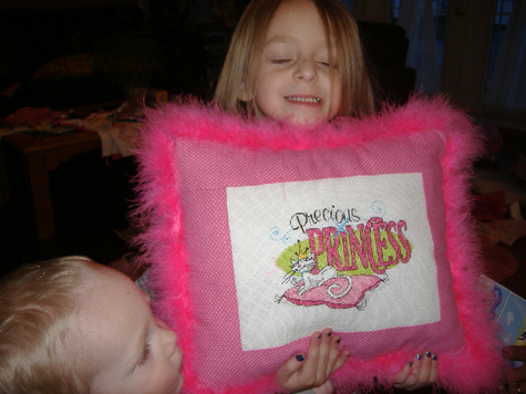 Mischa_s_pillow_large