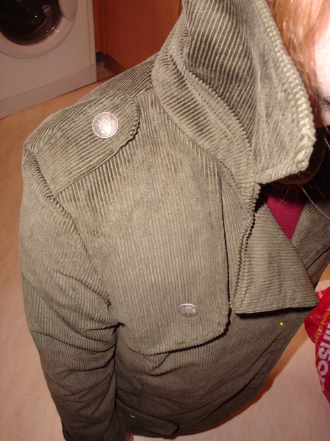 Sewing_help_005_large