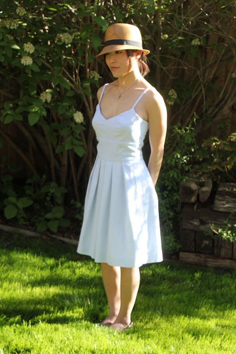 Burda_dress_3_quarters_large
