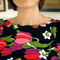 Flower_tunic_neckline_grid