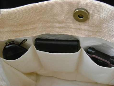 Basic_purse_organizer_inside_large