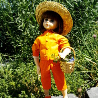 Orange_doll_003_listing